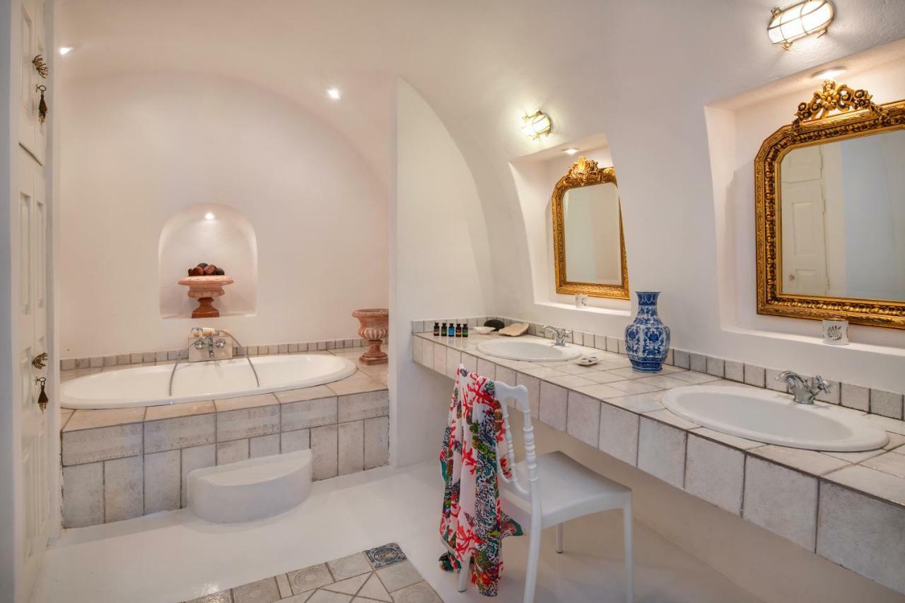 Barocco Bello Villa Fira (Santorini) Exterior foto